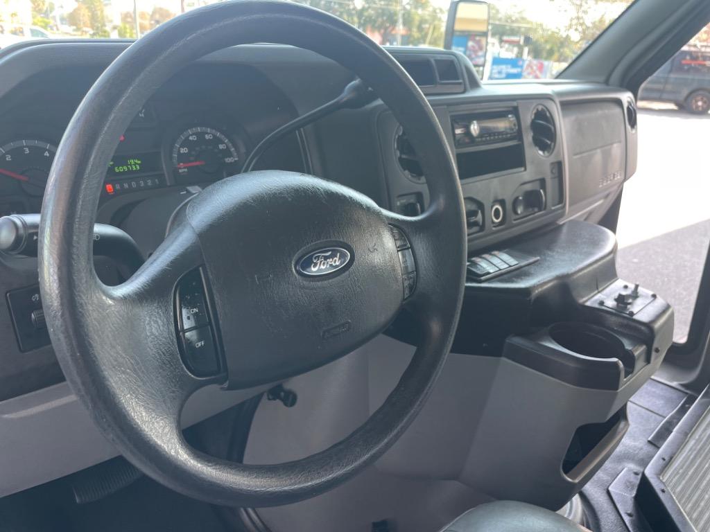 2012 Ford Econoline - Photo 14