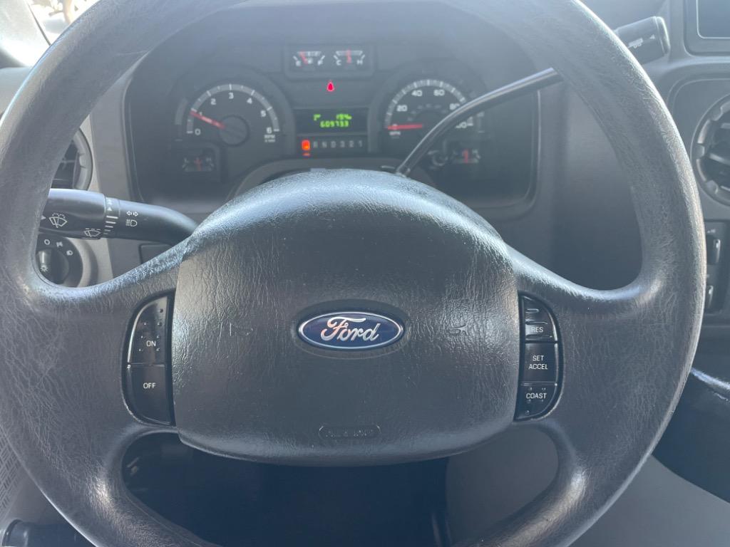 2012 Ford Econoline - Photo 16