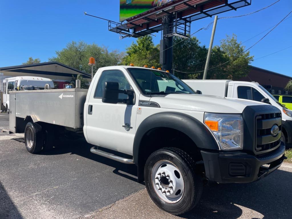 2014 Ford F-450 Super Duty Chassis Cab XL